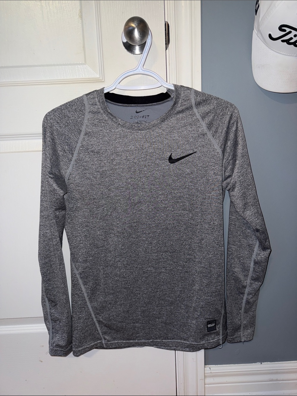 Nike Long Sleeve Nike Pro Dri-FIT Performance Shirt - Grey/Black